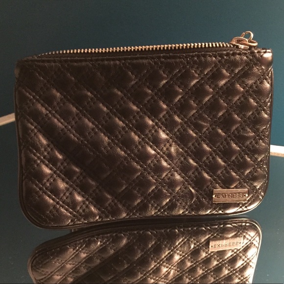 Black Express wristlet - Picture 2 of 3